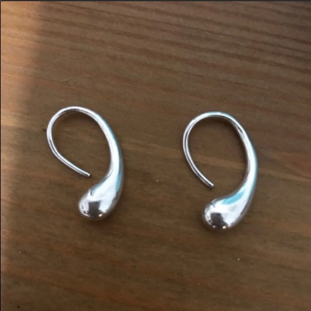 Tear drop earrings